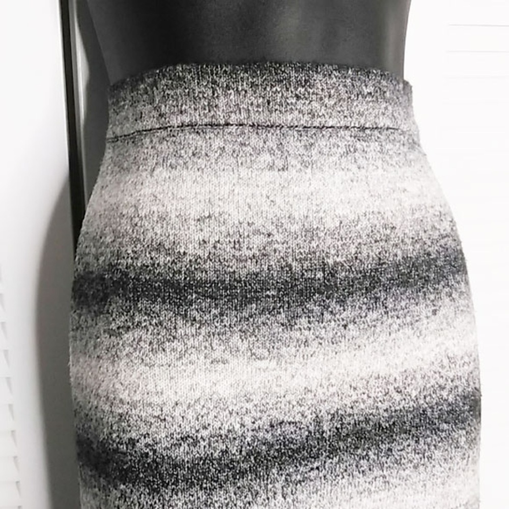 Lane Bryant Pencil Skirt. Sz 20.